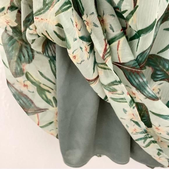 ASOS YAS Green Leaf Print Pleated Midi Dress Size L - Picture 9 of 10